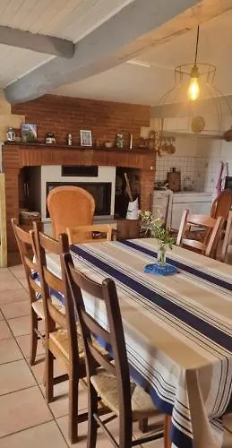 Maison De Montagne En Pleine Nature Face Au Mont Valier Nyaraló *